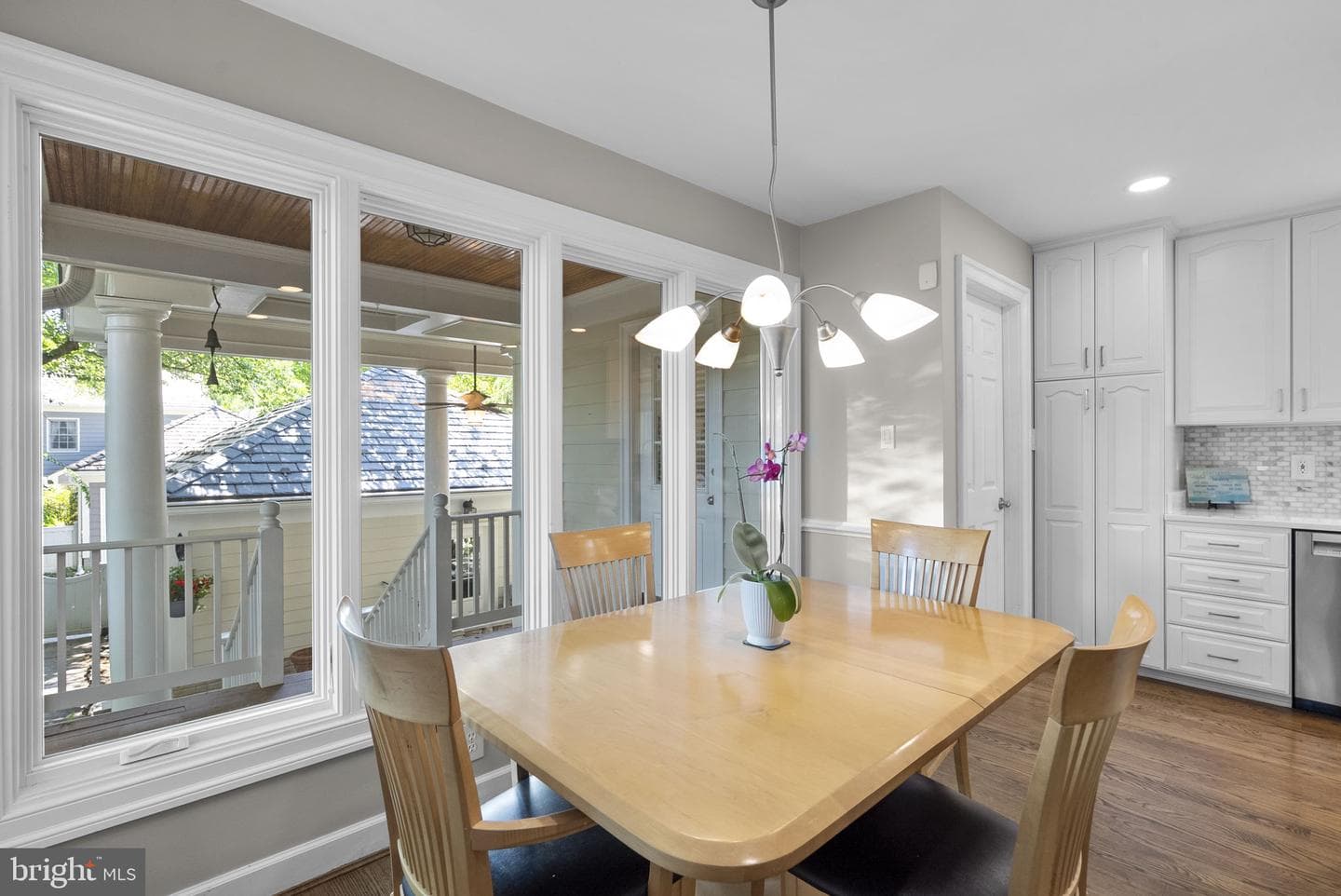 211 Holmard Street photo 21