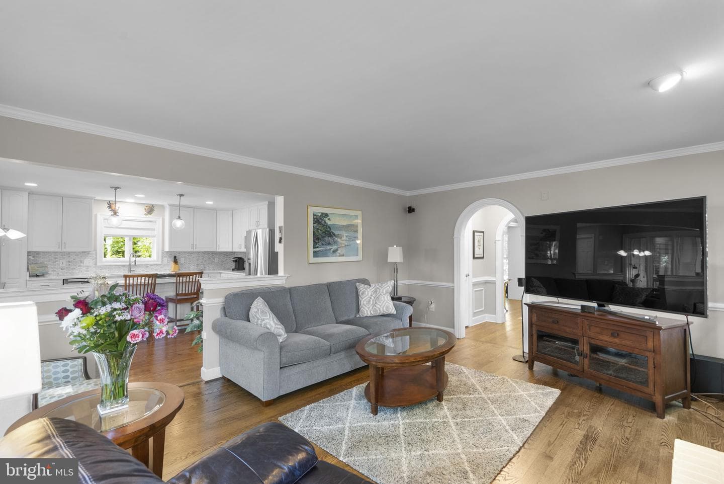 211 Holmard Street photo 27