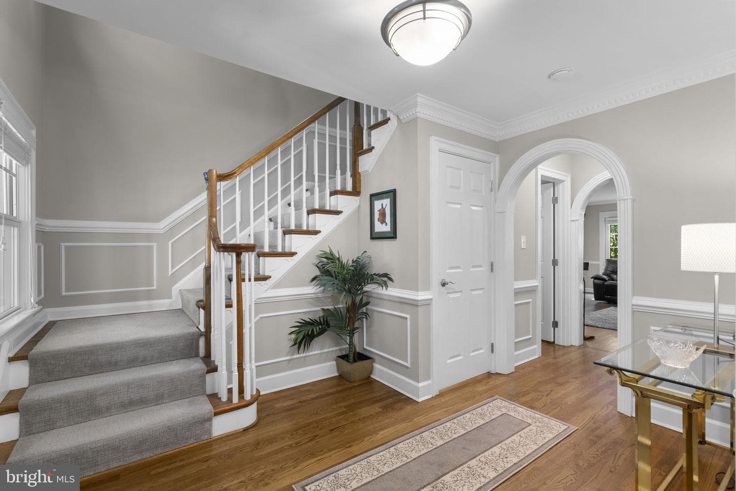 211 Holmard Street photo 5