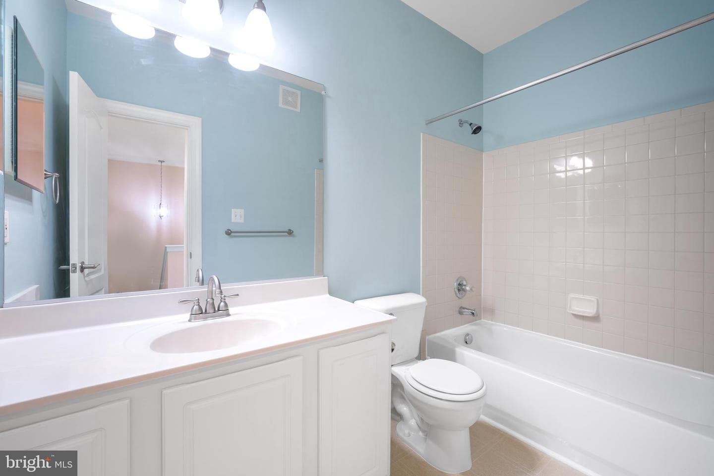 602 Highland Ridge Avenue #200 photo 26