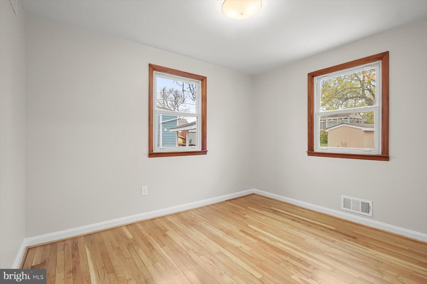 1523 Jasper Street photo 18