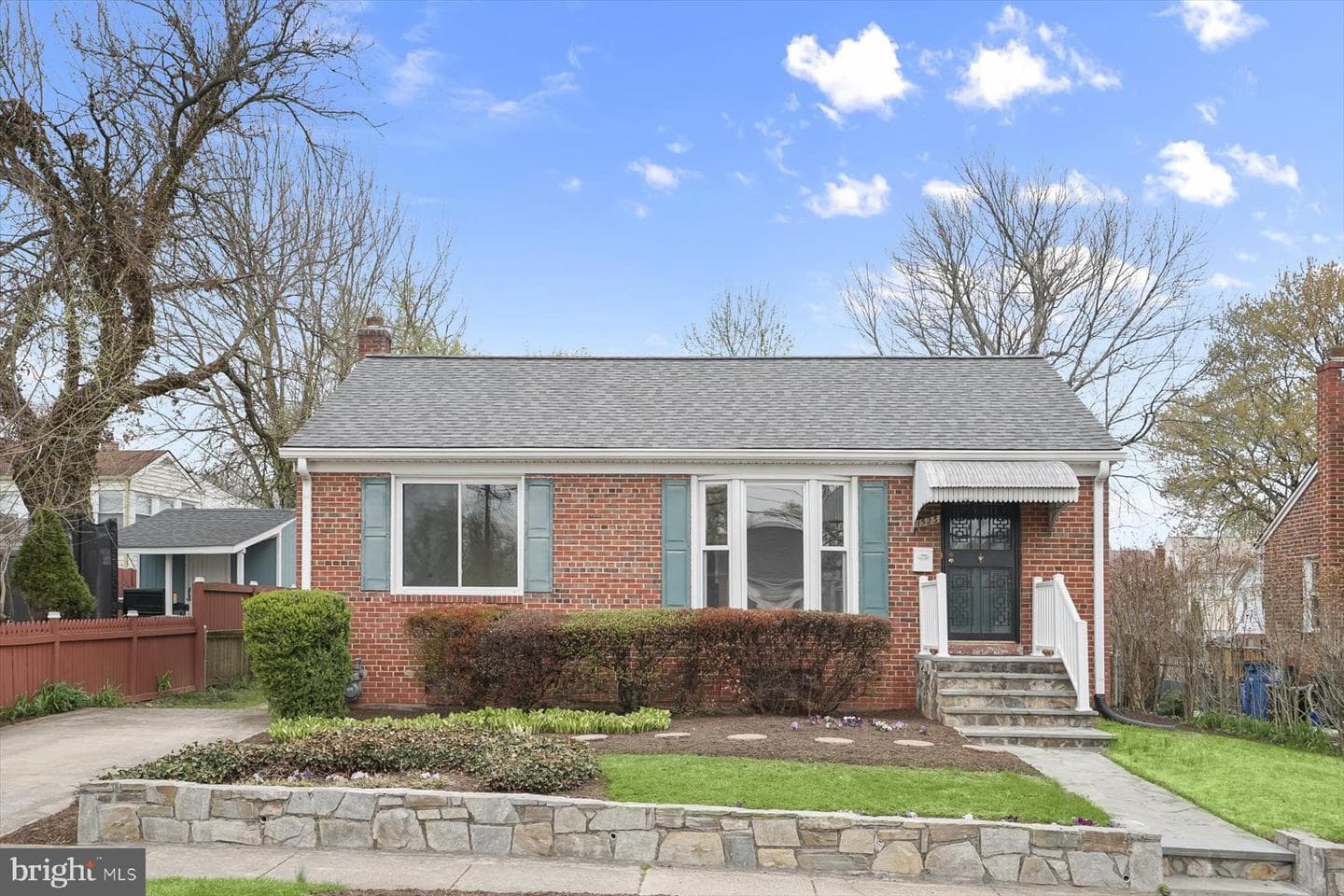 1523 Jasper Street photo 2