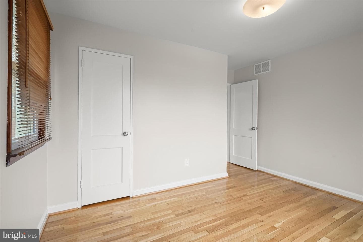 1523 Jasper Street photo 23