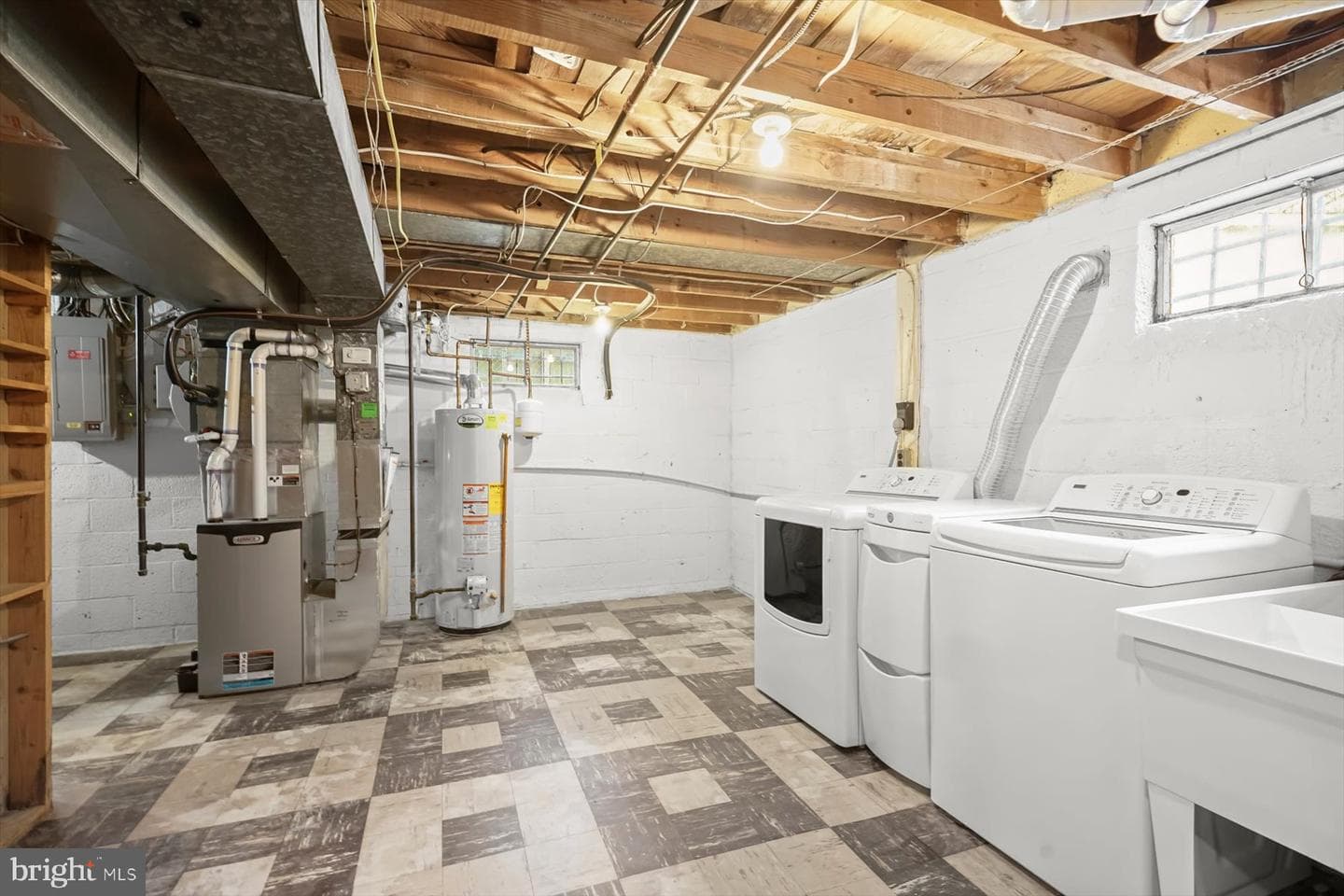 1523 Jasper Street photo 31
