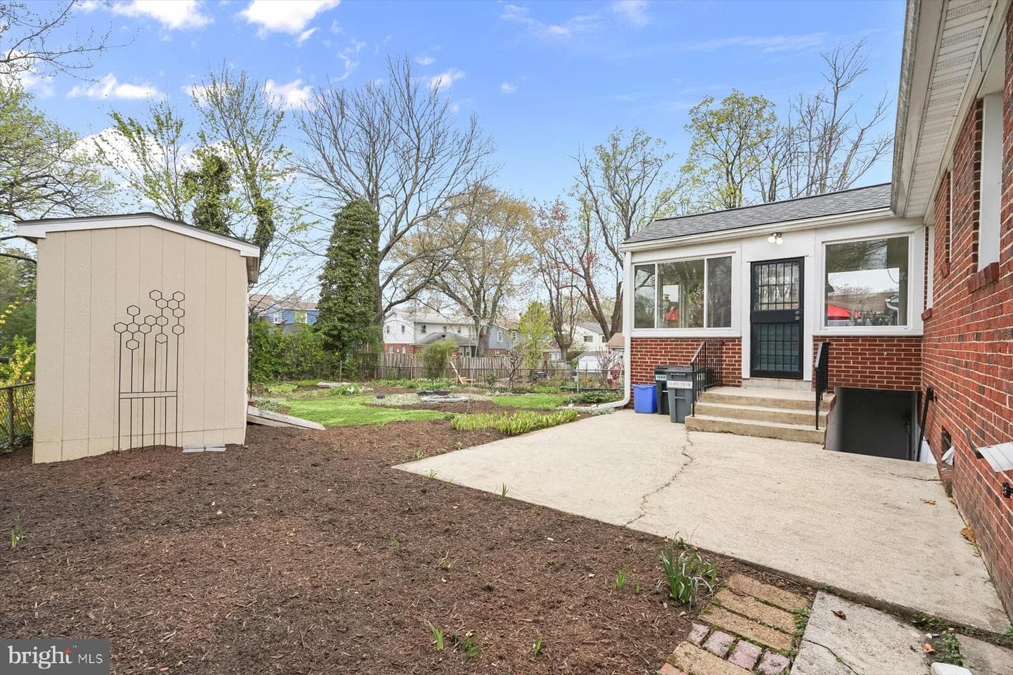 1523 Jasper Street photo 37