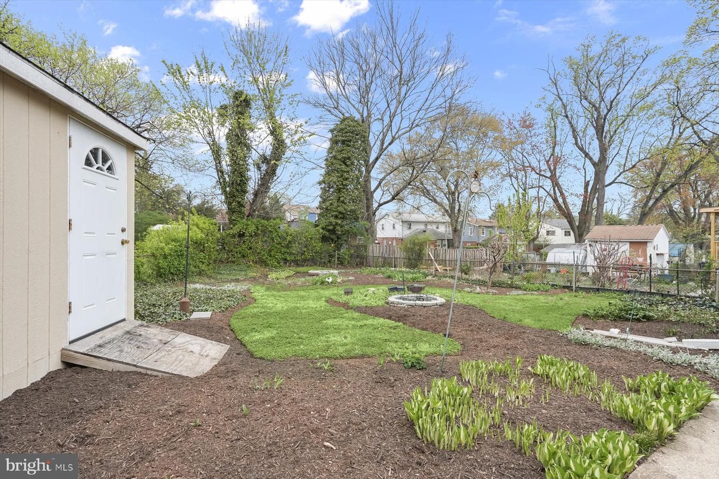 1523 Jasper Street photo 39