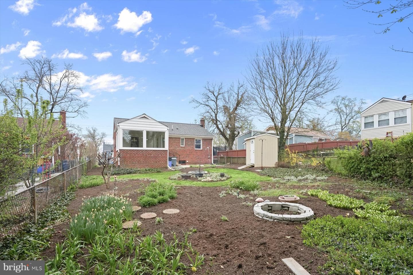 1523 Jasper Street photo 40