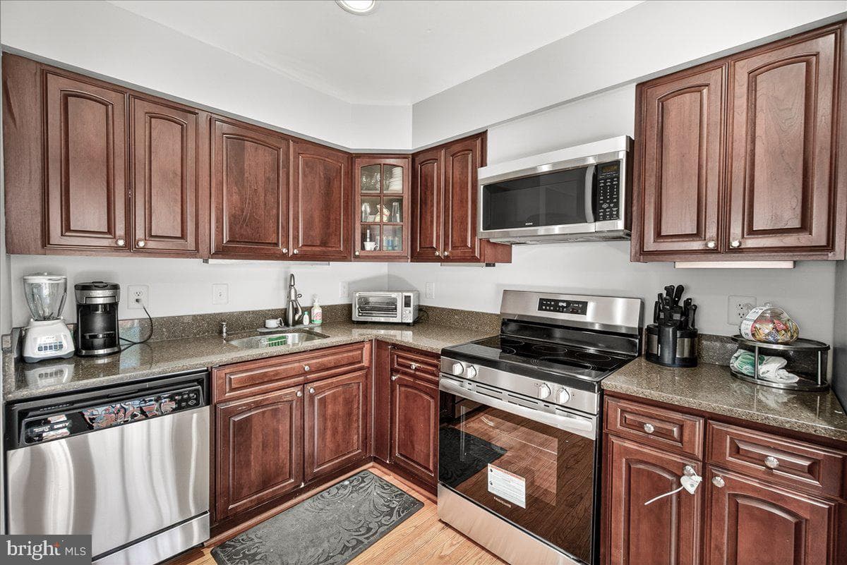 1520 Ingram Terrace photo 13