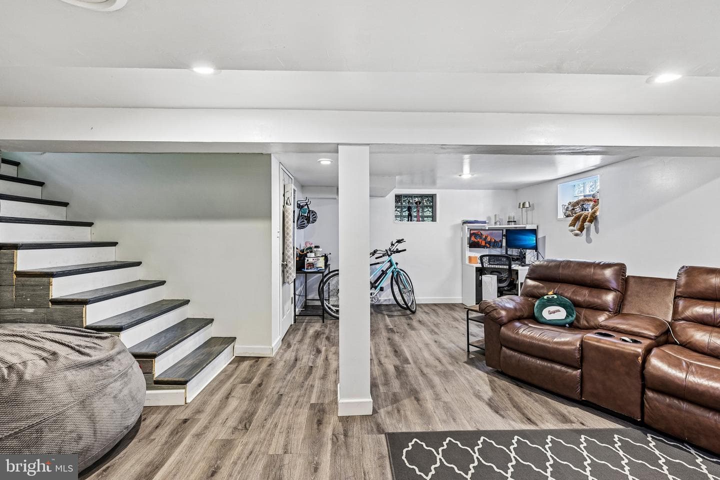 10419 Huntley Avenue photo 32