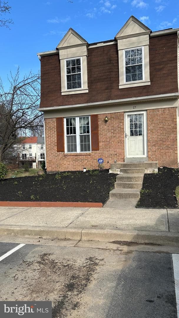 17 Habersham Court, Silver Spring