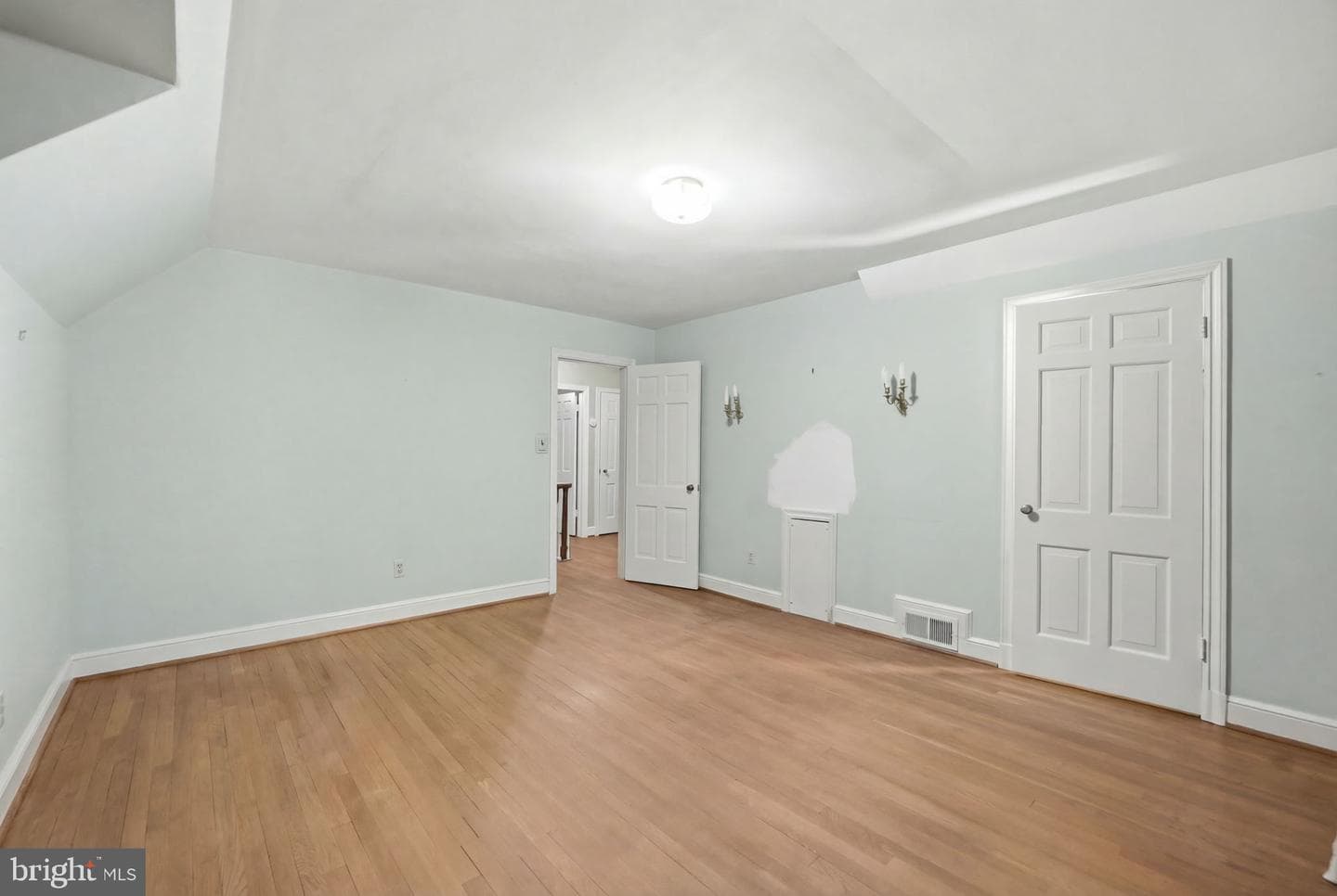 5216 Farrington Road photo 28