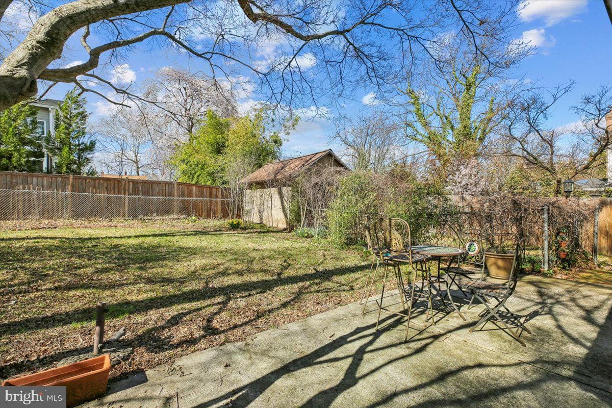 5511 Alta Vista Road photo 38