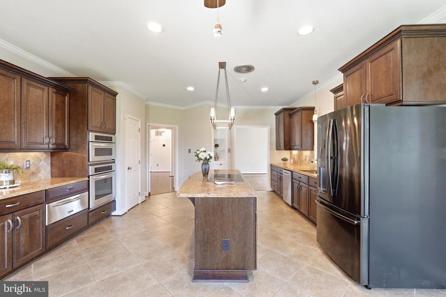 3714 Monitor Place photo 12