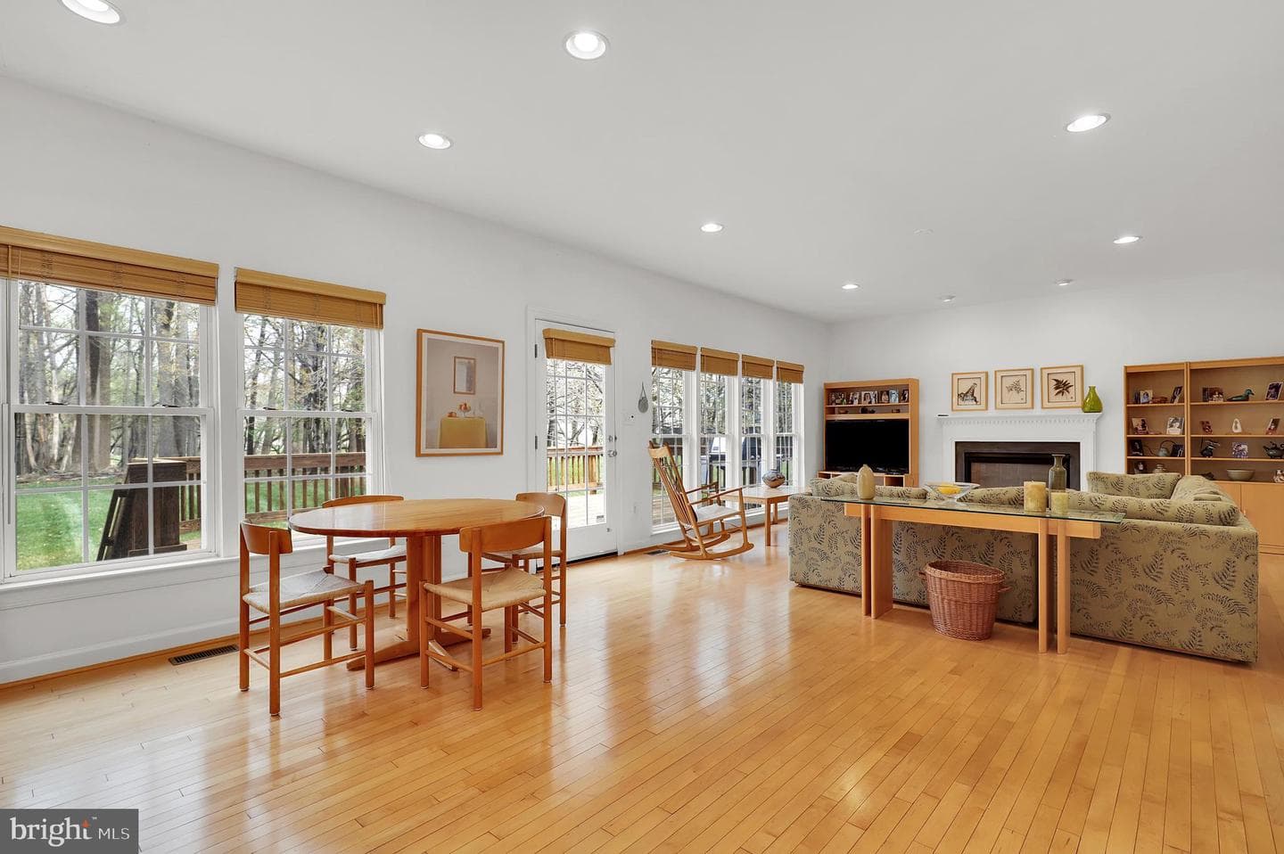 3006 Novak Terrace photo 2