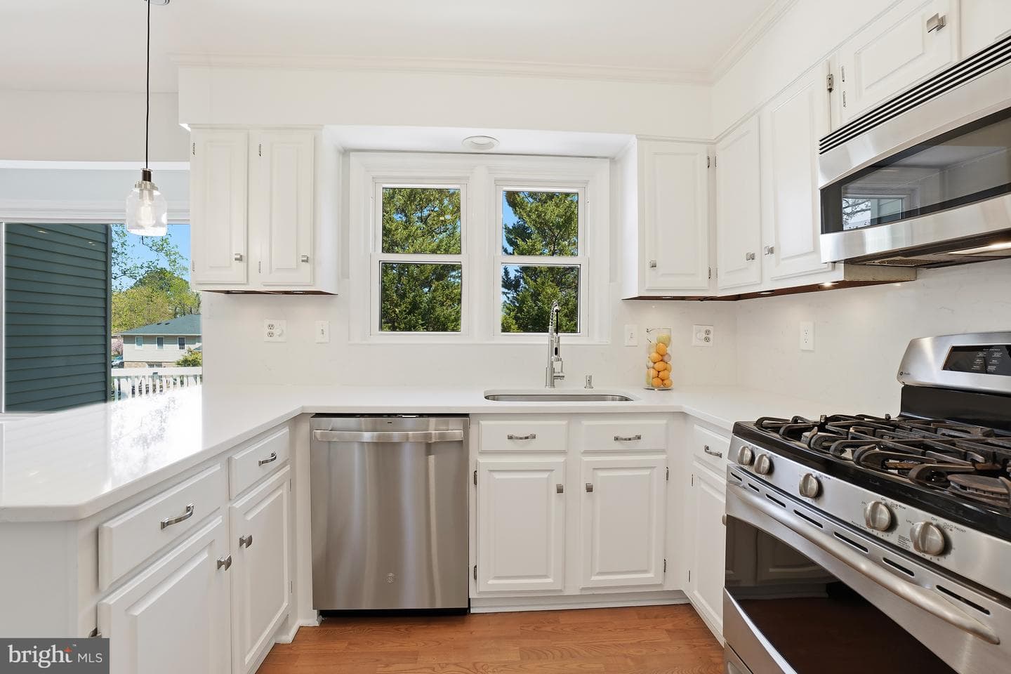 17413 Cherokee Lane photo 9