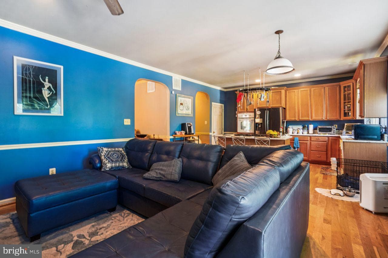 6418 Sligo Mill Road photo 13