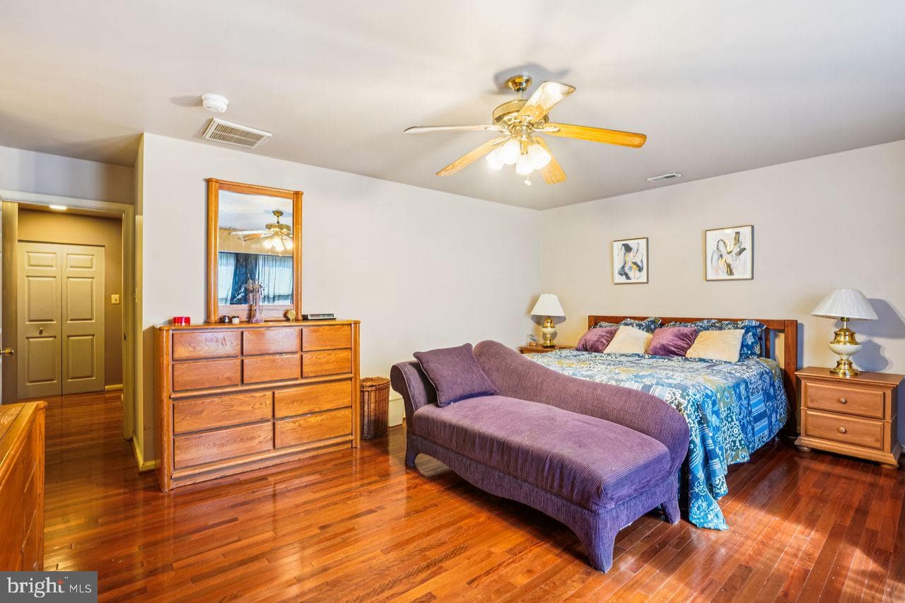 6418 Sligo Mill Road photo 23