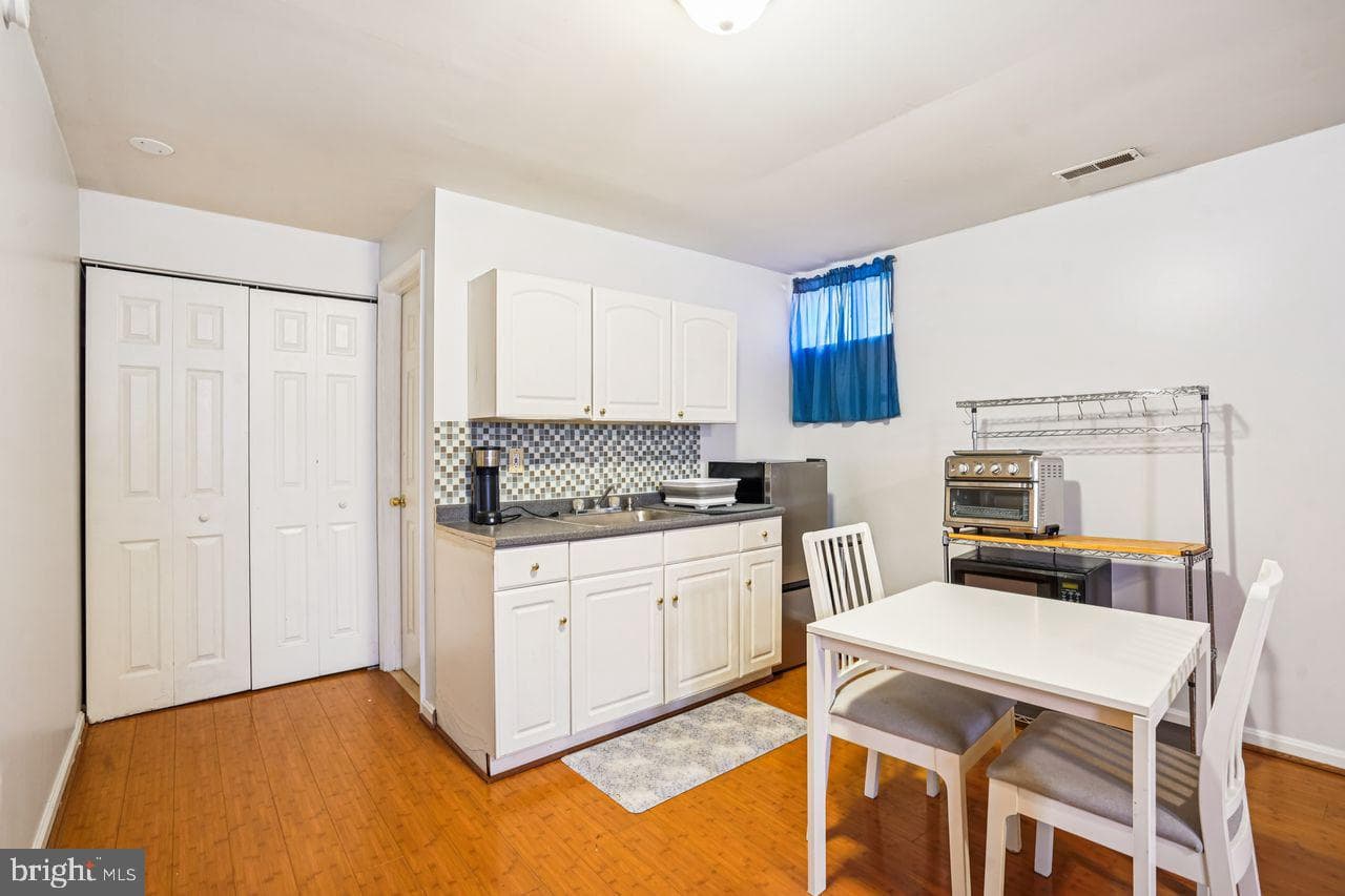 6418 Sligo Mill Road photo 28