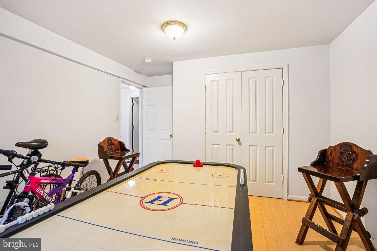 6418 Sligo Mill Road photo 32