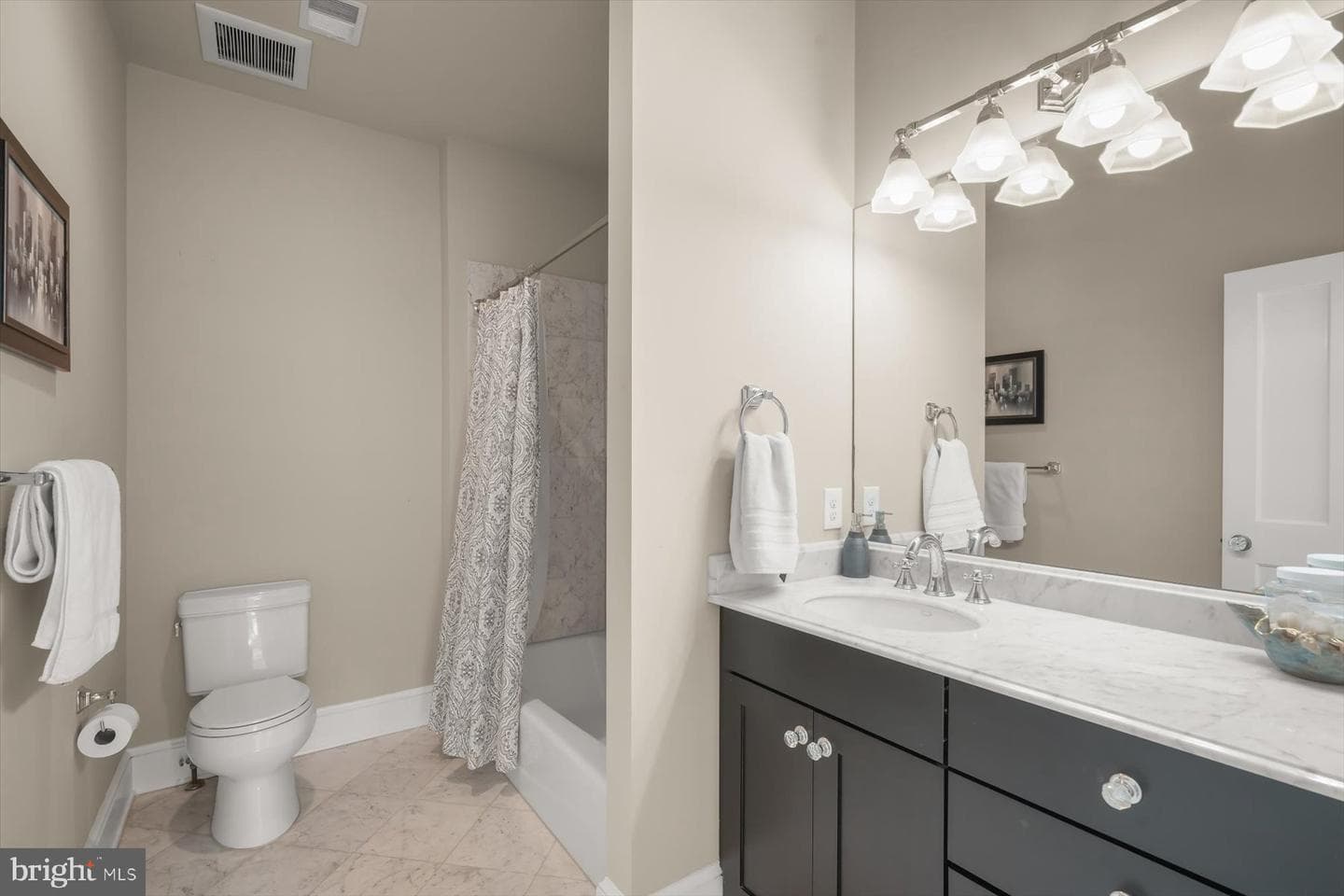7506 Persimmon Tree Lane photo 26