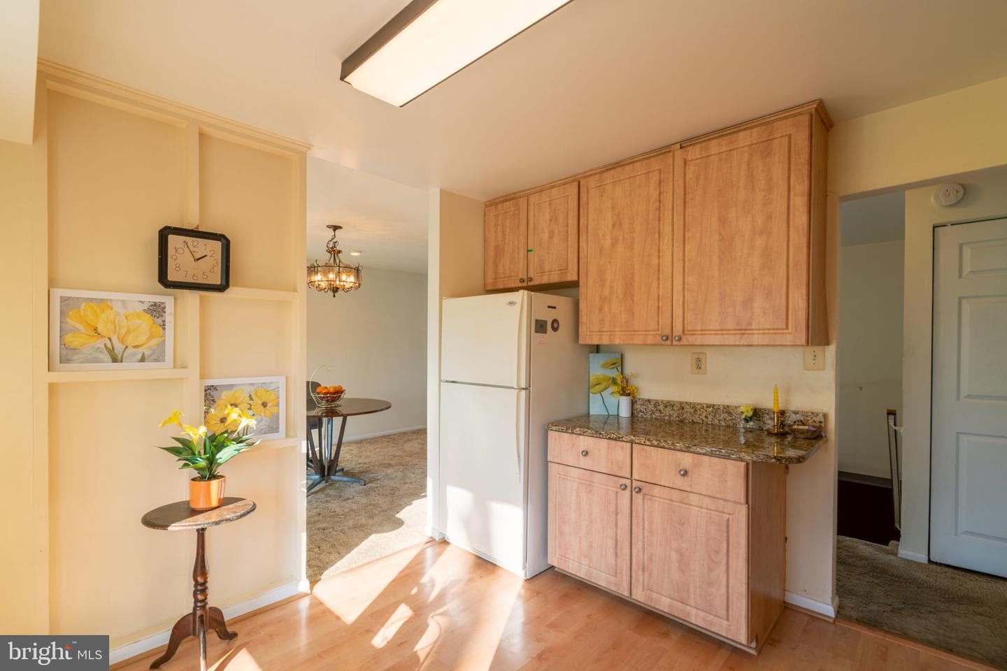 13820 Arctic Avenue photo 10