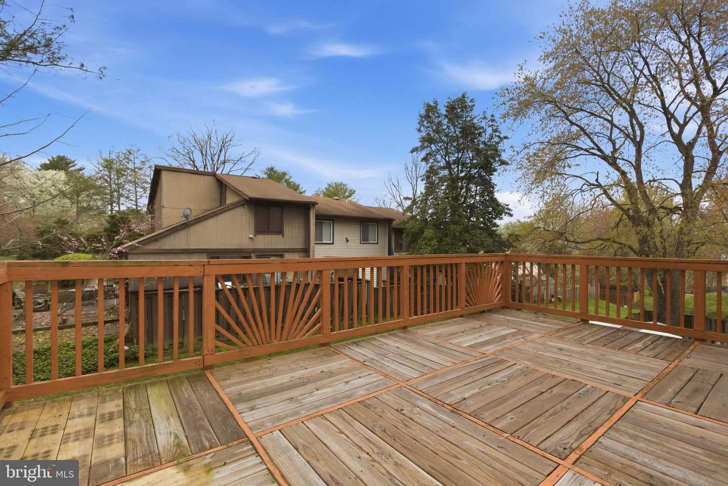 9087 Centerway Road photo 23
