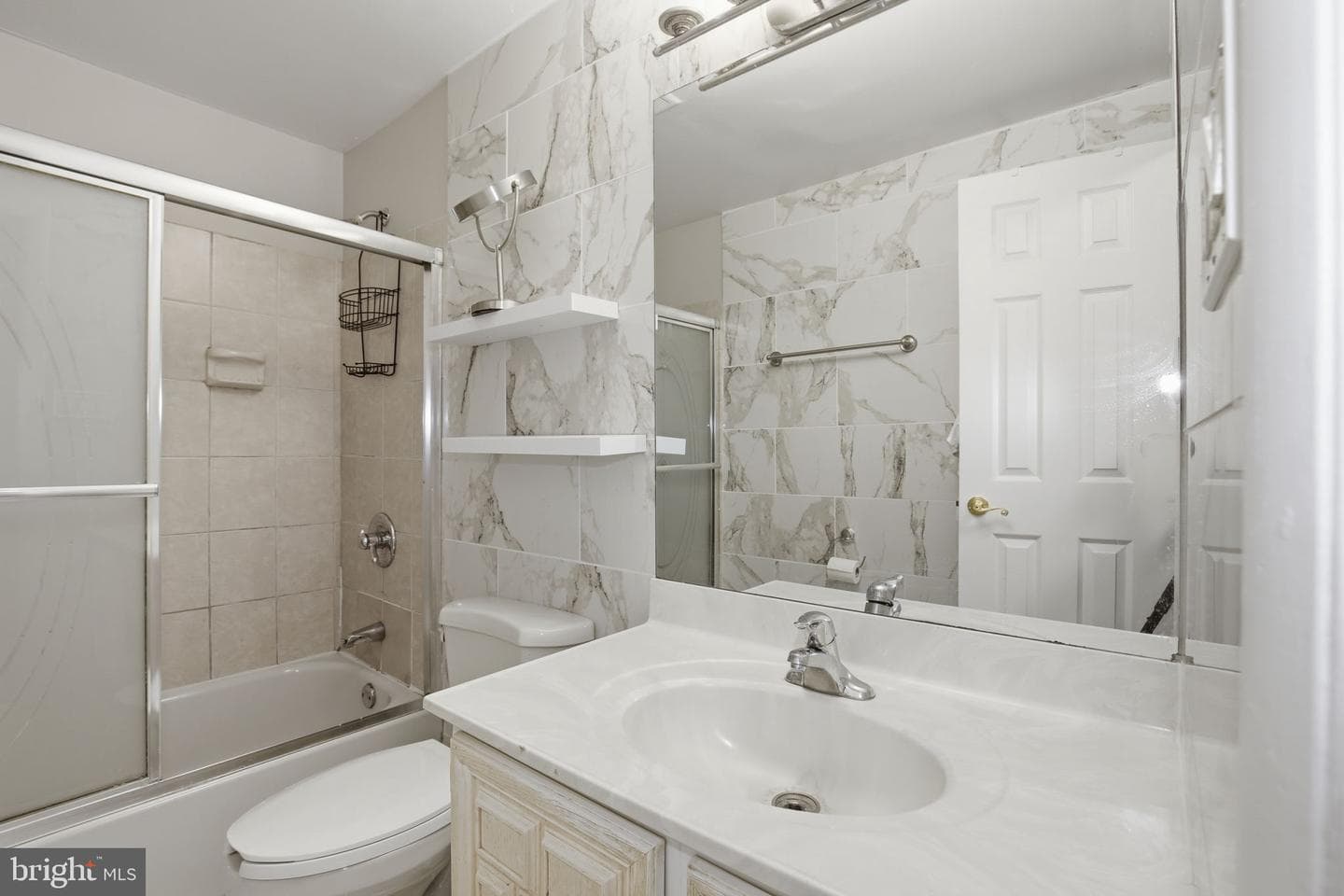 9087 Centerway Road photo 39
