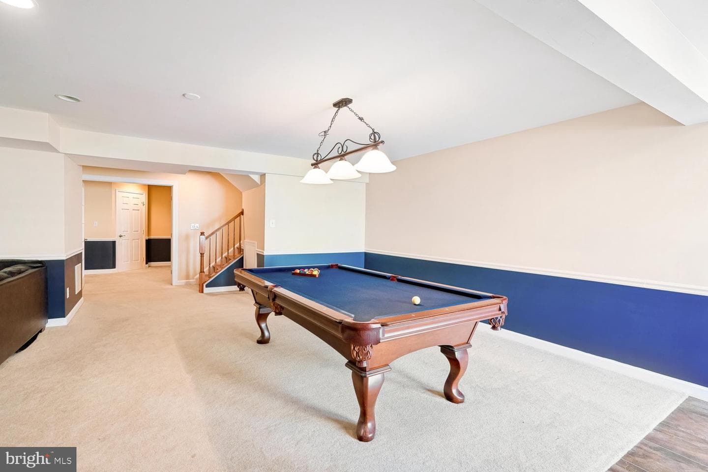 614 Linslade Street photo 38