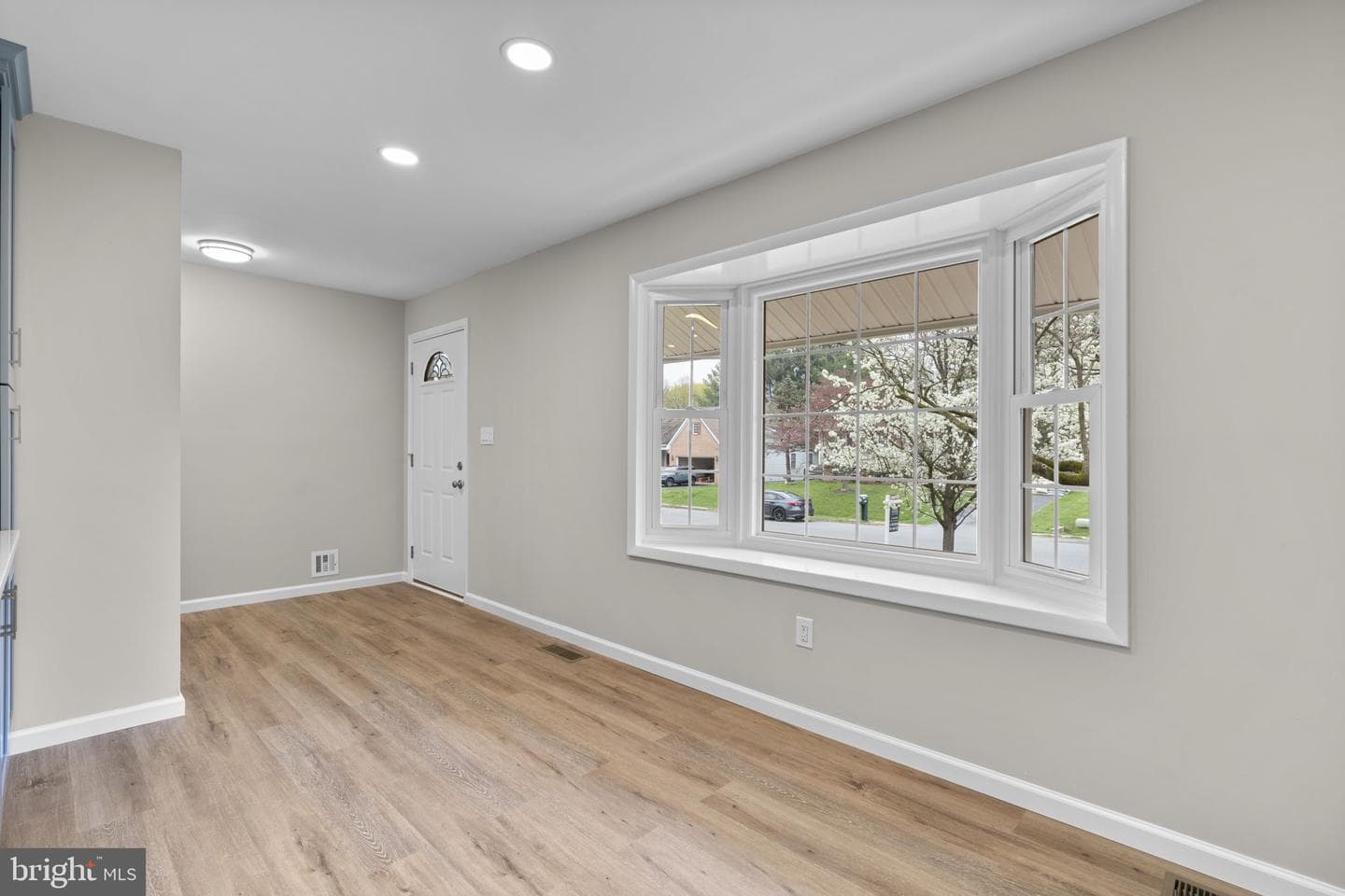 24320 Log House Road photo 15