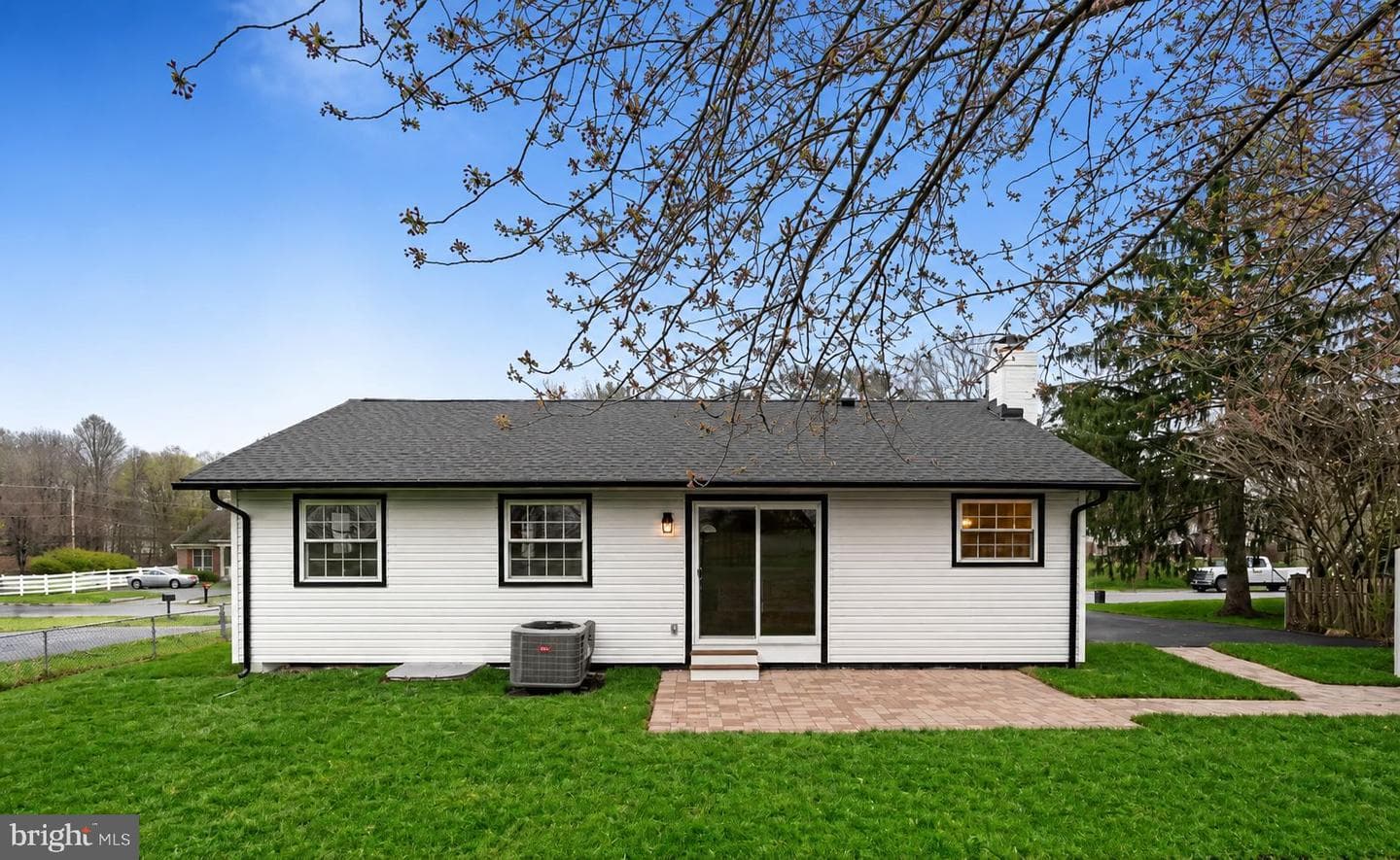 24320 Log House Road photo 37