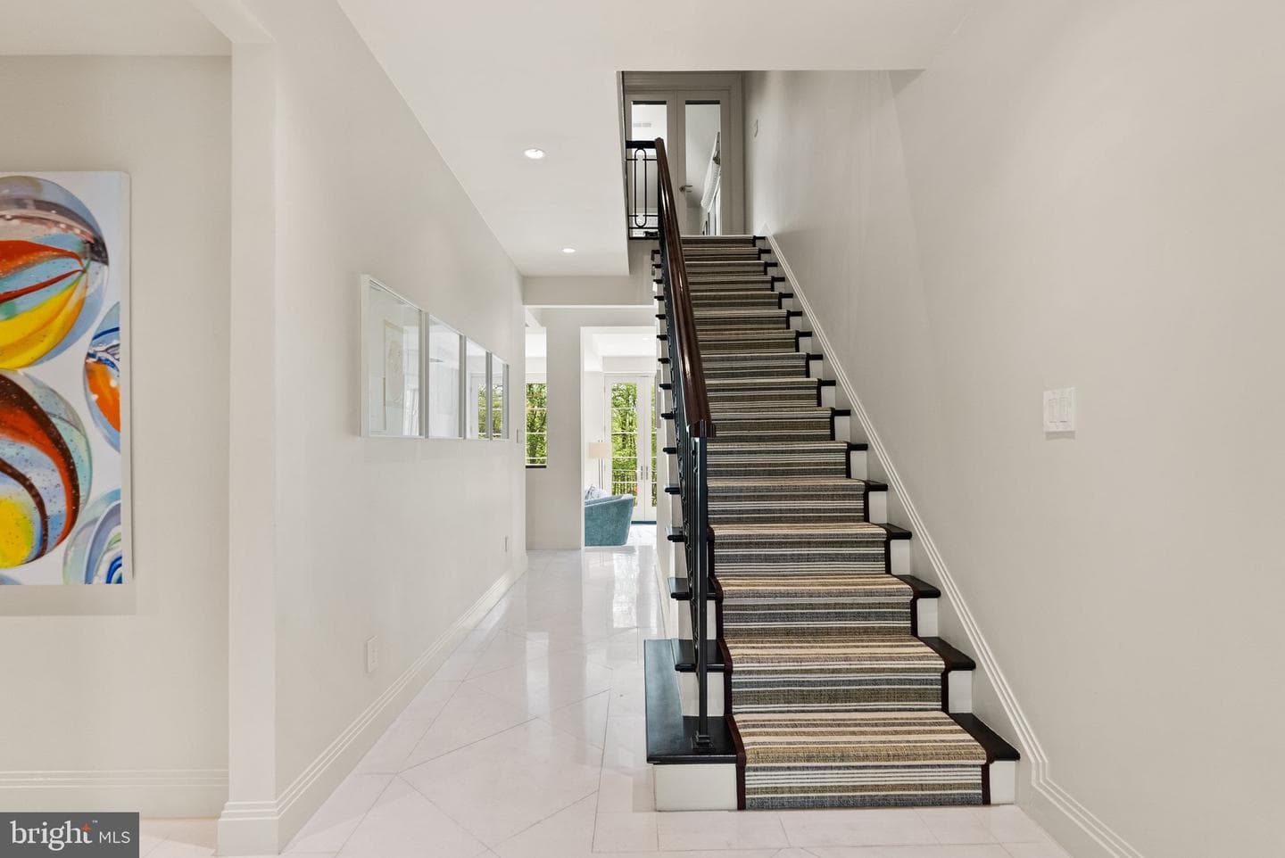 6936 Carmichael Avenue photo 31