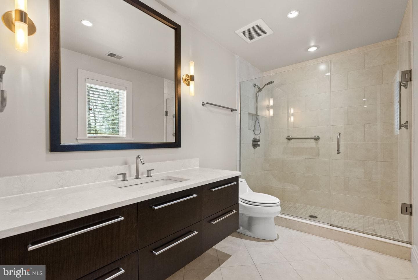 6936 Carmichael Avenue photo 46