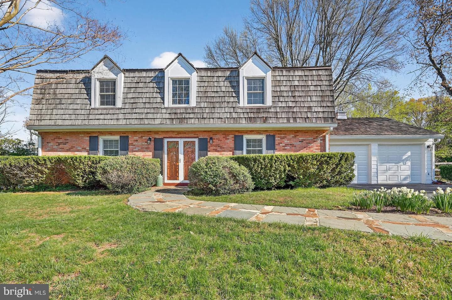 3713 King William Drive