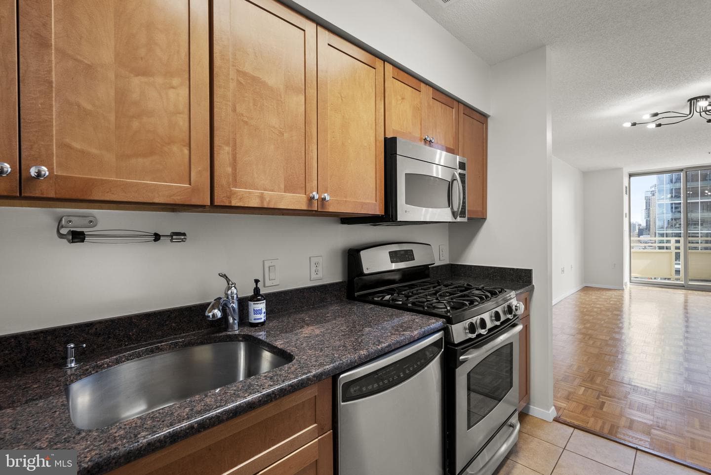 4801 Fairmont Avenue #904 photo 17