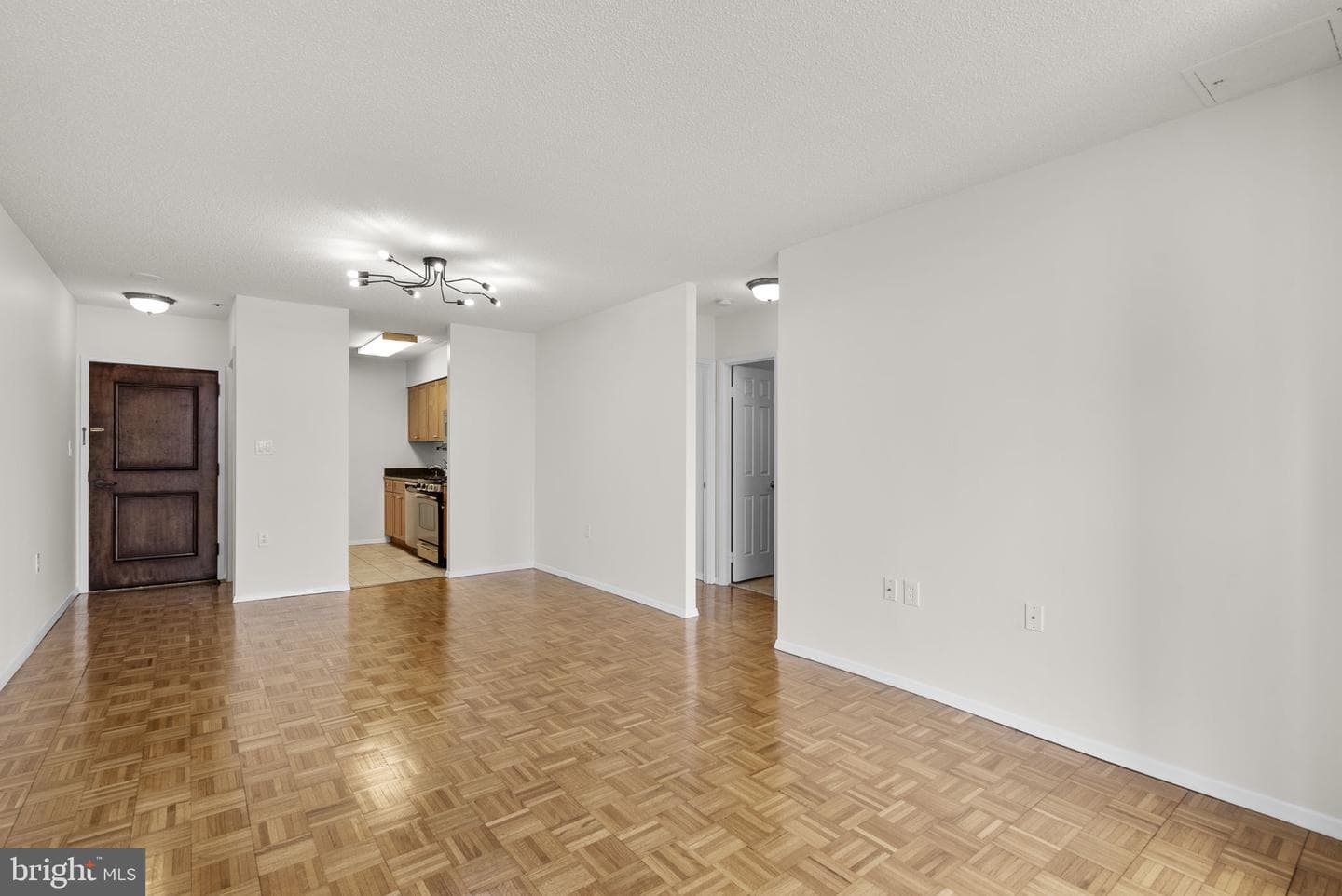 4801 Fairmont Avenue #904 photo 28
