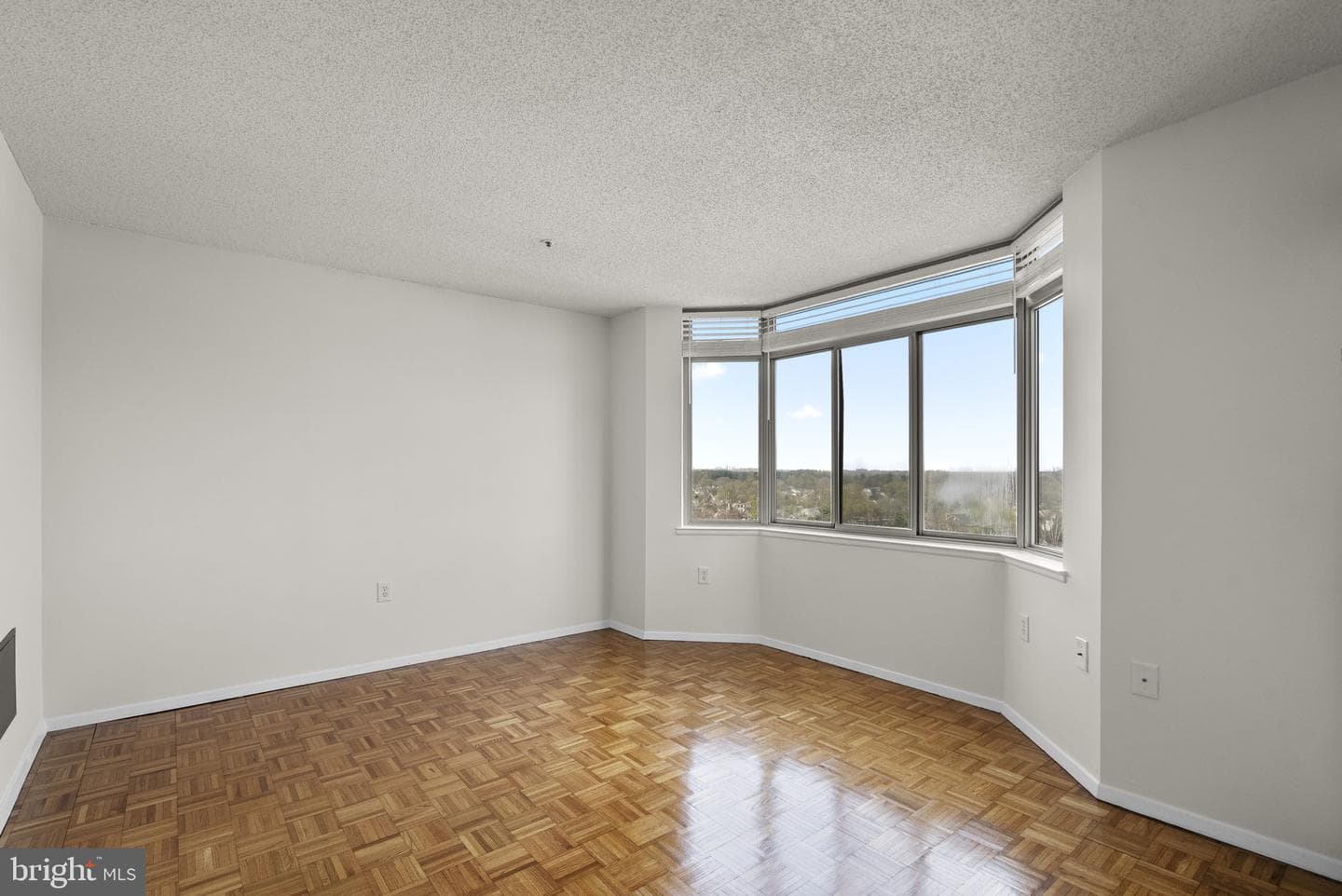 4801 Fairmont Avenue #904 photo 33