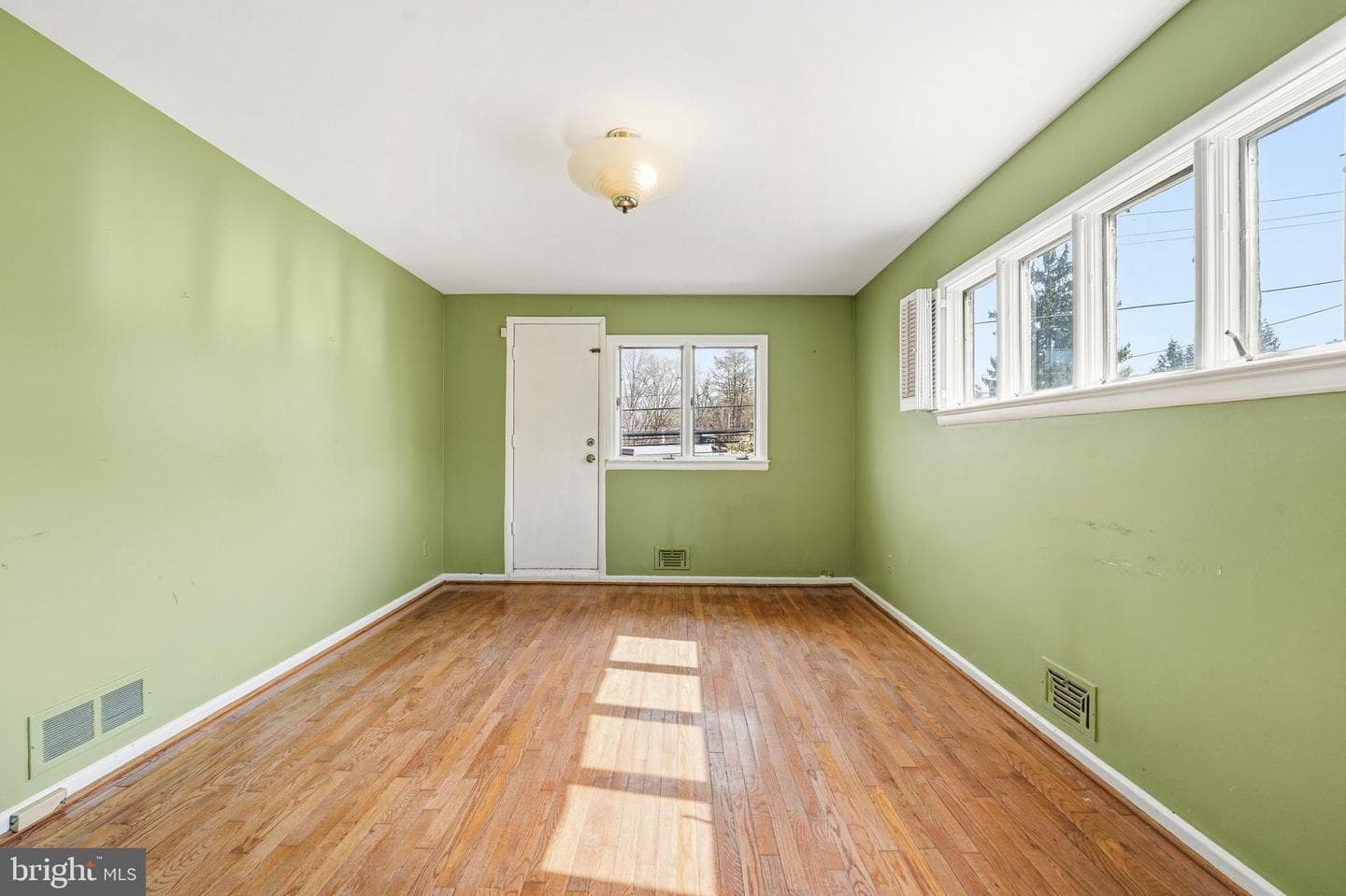 700 Greyrock Drive photo 16