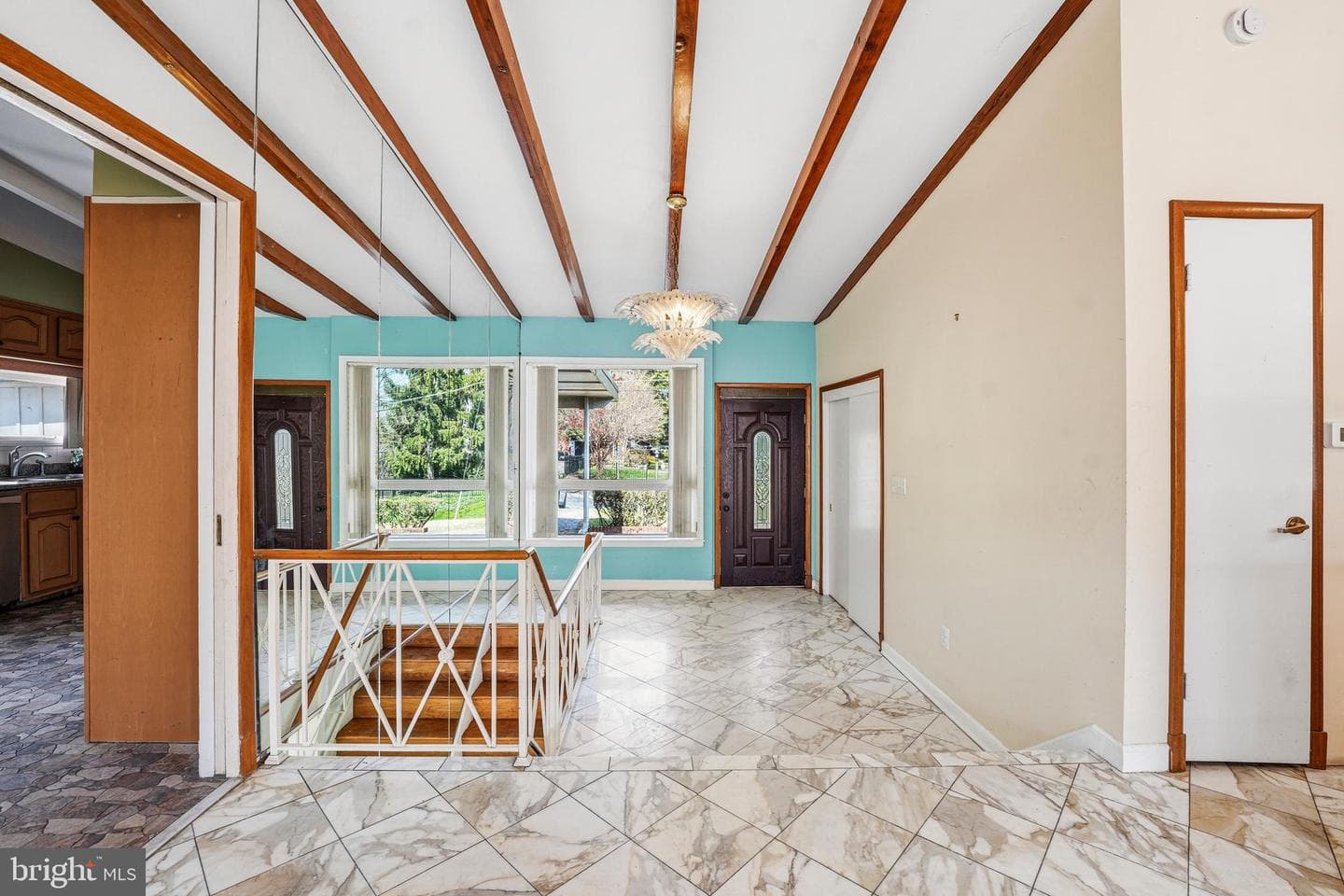 700 Greyrock Drive photo 5