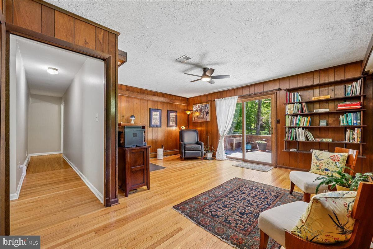 4318 Pinetree Road photo 53
