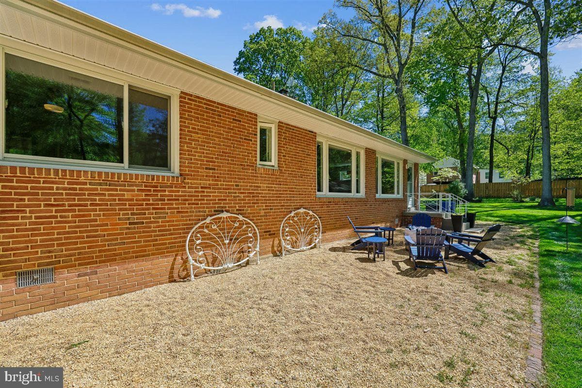 4318 Pinetree Road photo 89