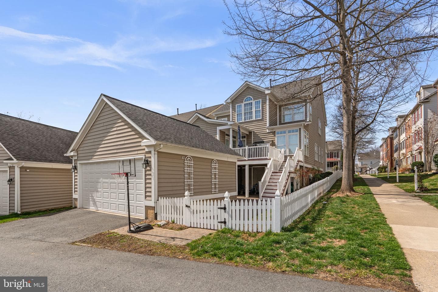 1339 Main Street photo 57