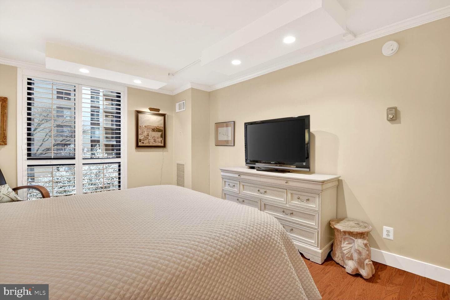 4620 N Park Avenue N #402w photo 18