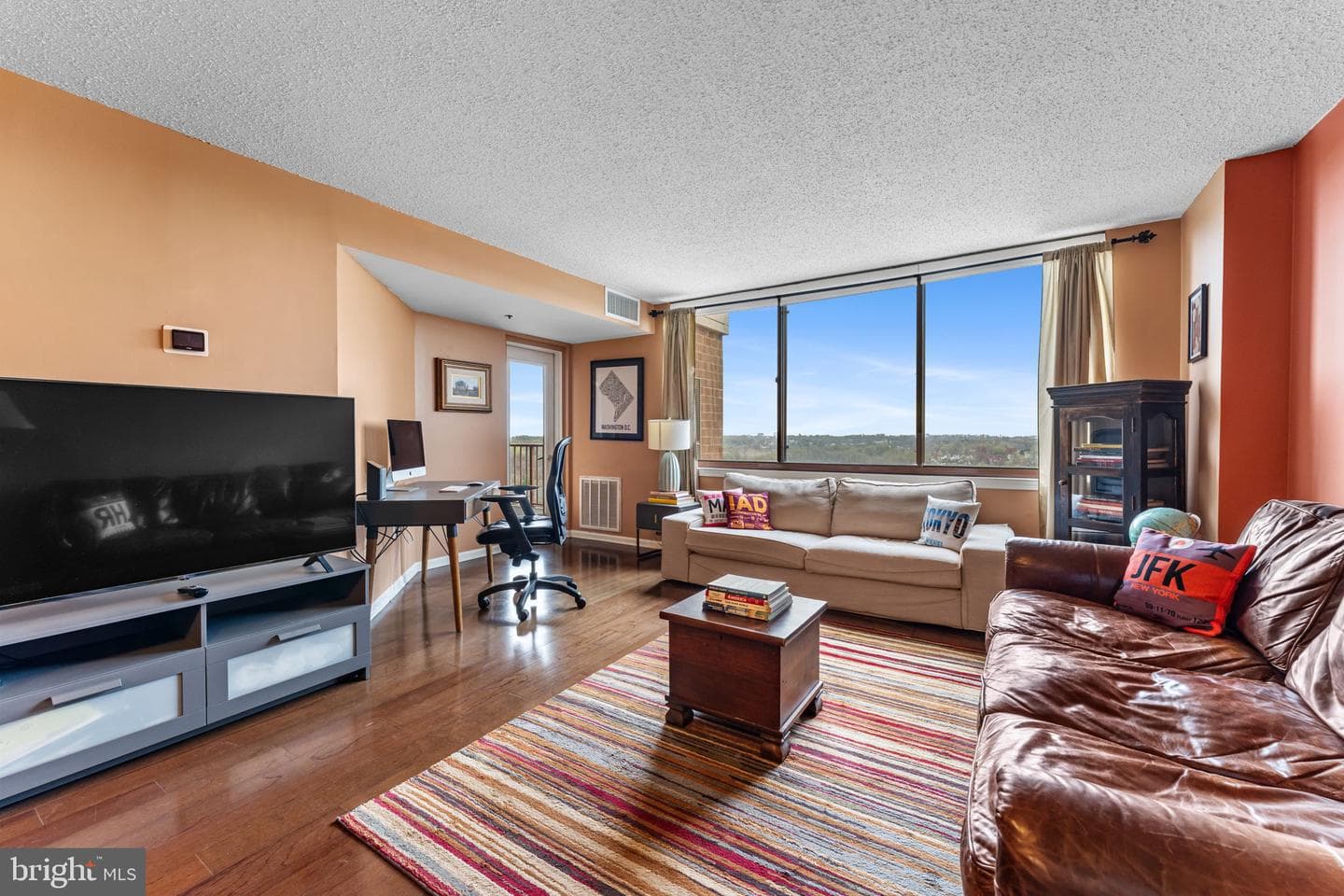 10101 Grosvenor Place #1808 photo 5