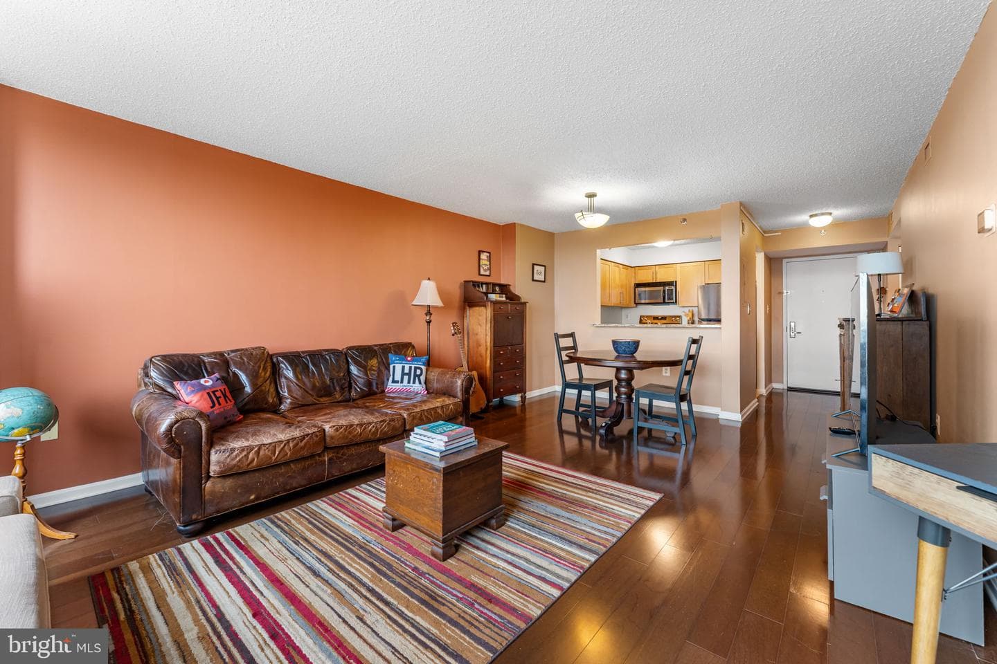 10101 Grosvenor Place #1808 photo 9