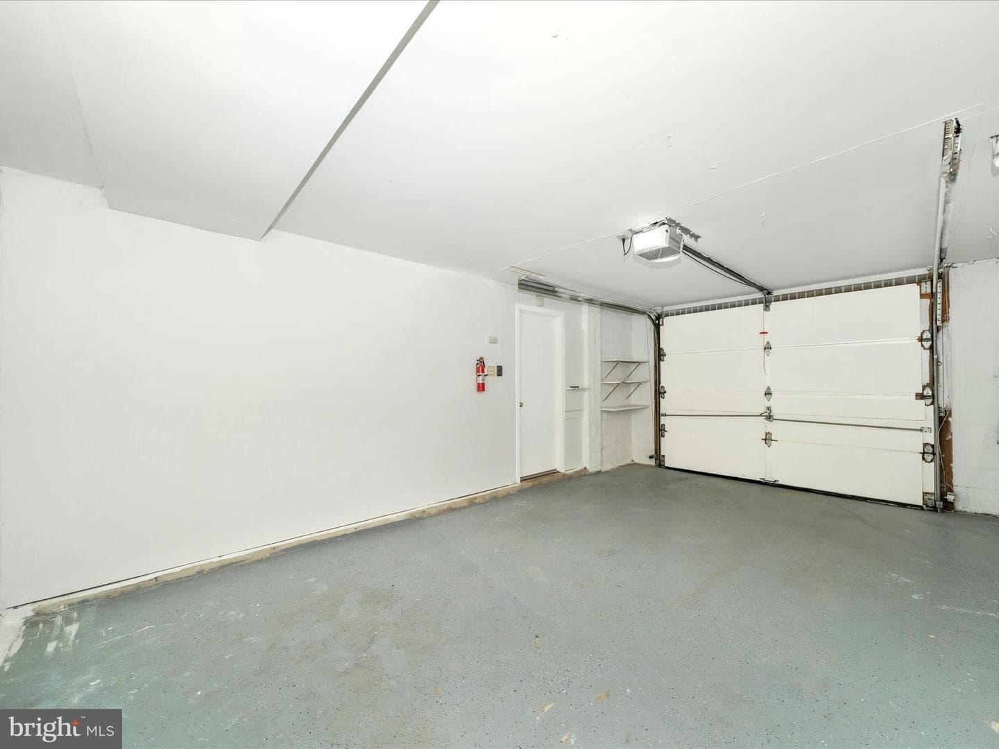 10513 Cambridge Court photo 44