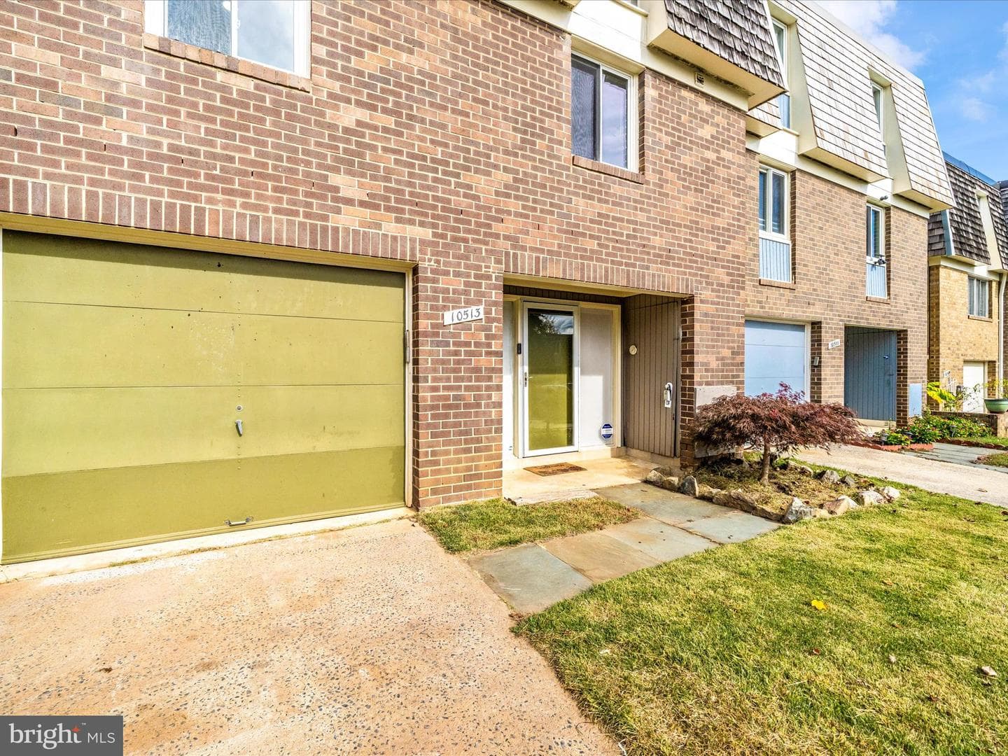 10513 Cambridge Court photo 55