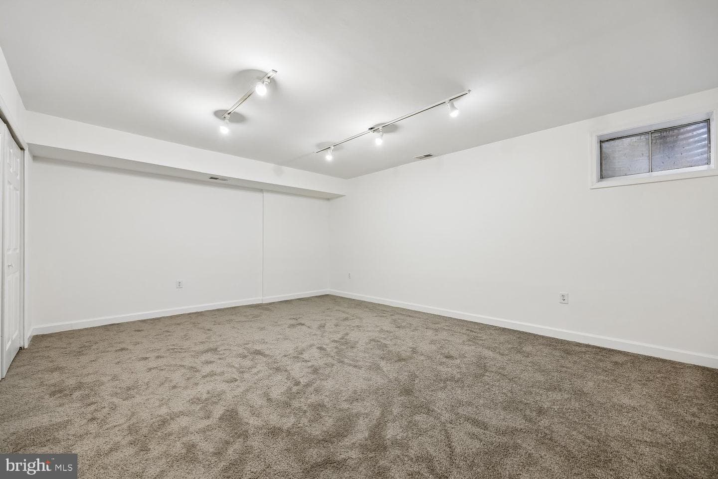 780 Princeton Place #1-780 photo 29