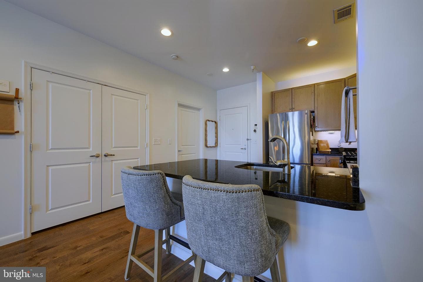 8045 Newell Street #514 photo 6