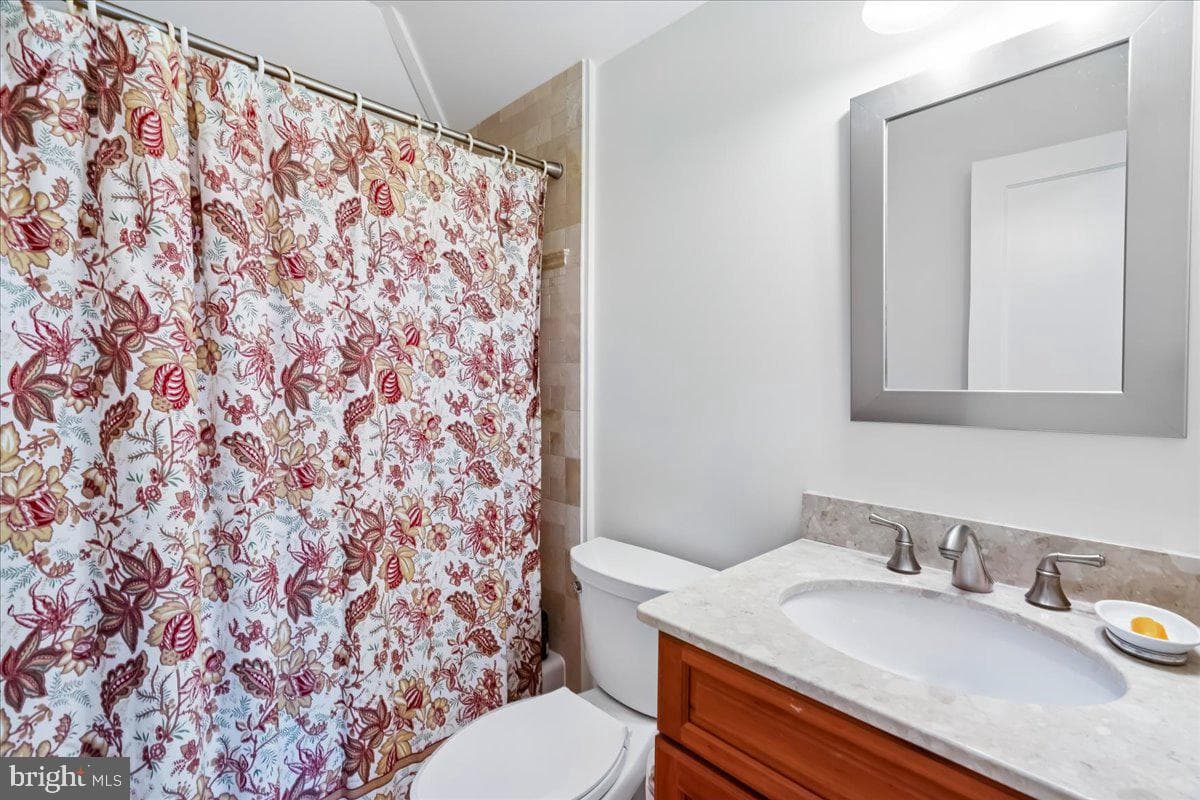 7910 Kentbury Drive photo 47