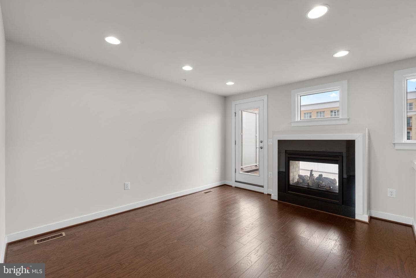 223 Crown Park Avenue photo 22